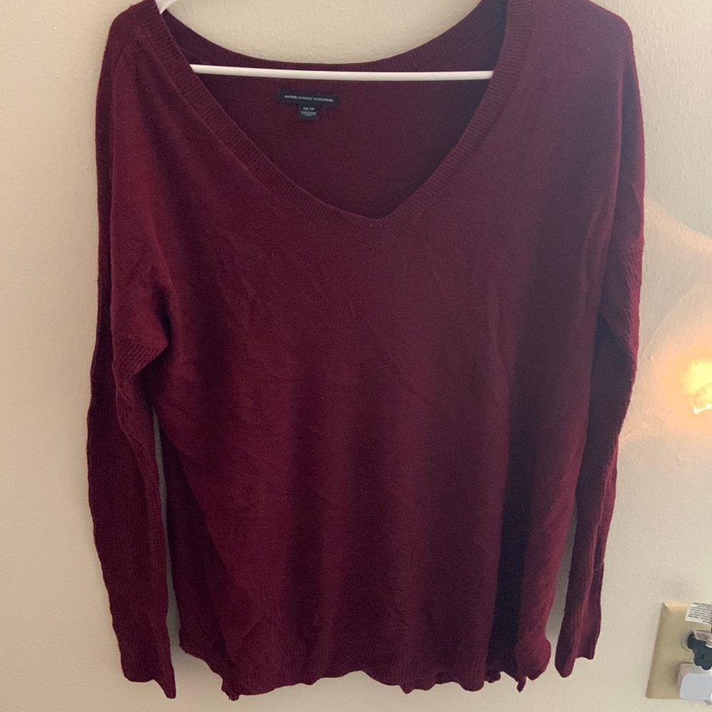Maroon XS American eagle sweater!